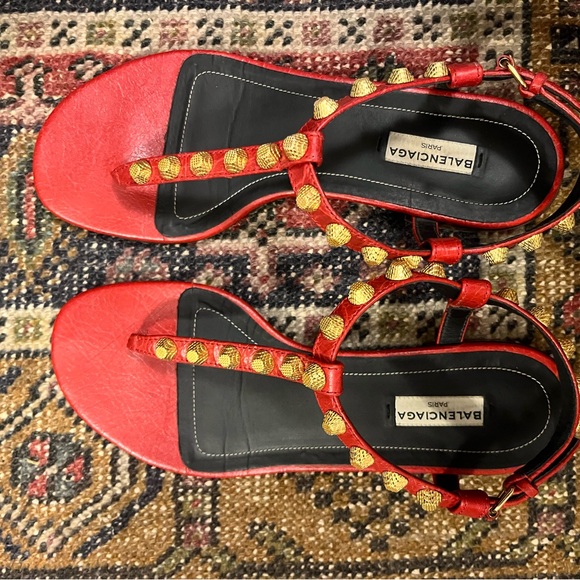 Balenciaga Red leather Studded Sandals - Picture 1 of 7